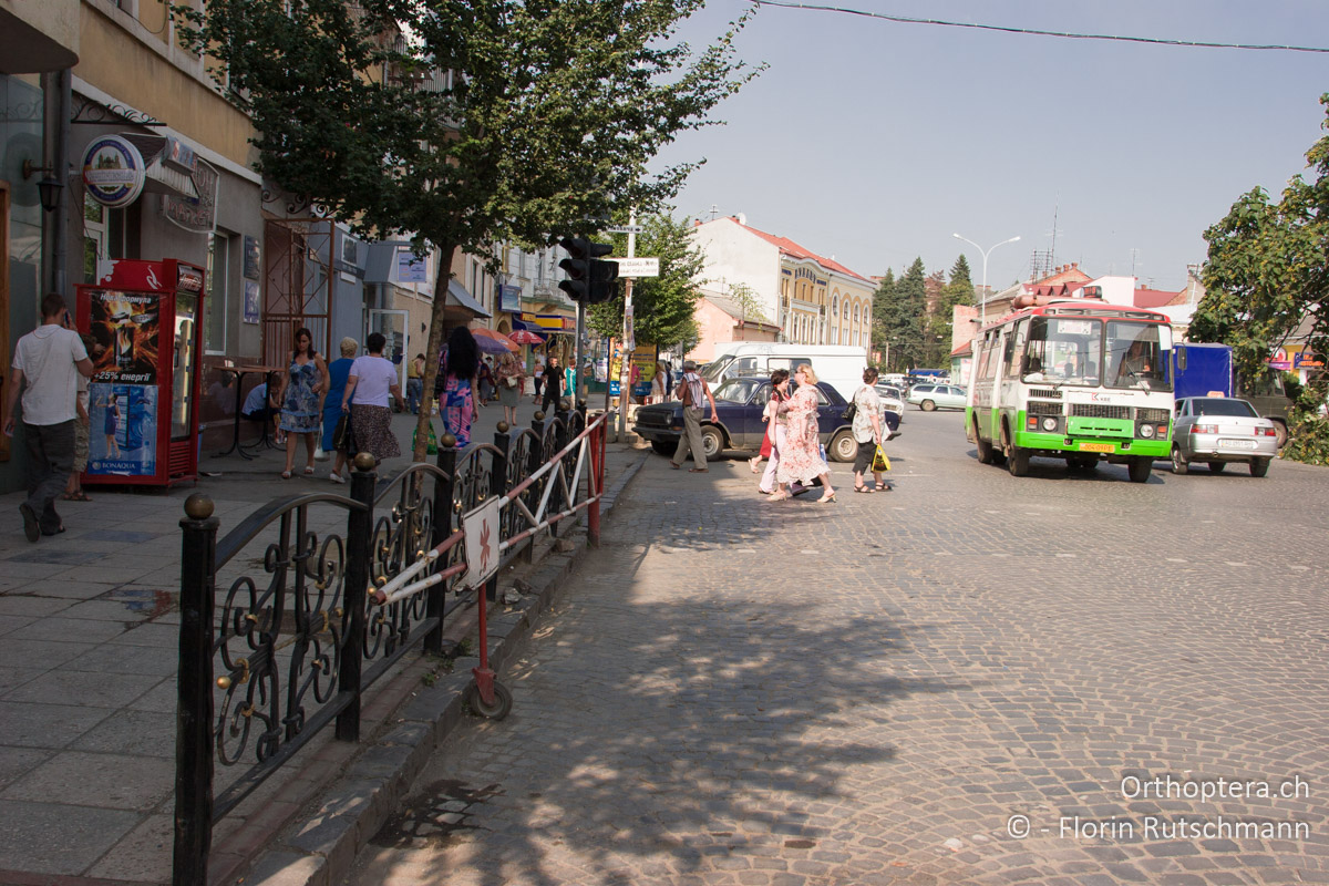 20.07.2007 Betriebsamkeit in der Innenstadt von Uzhorod. Ukraine