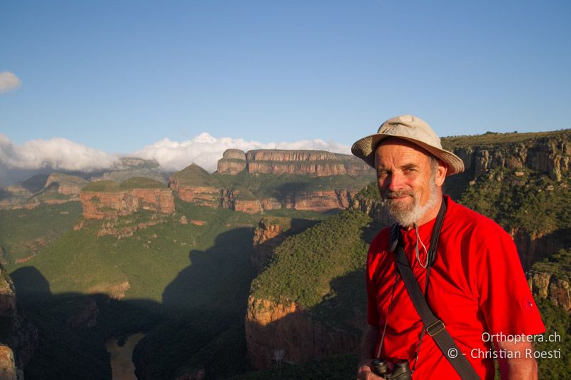 Felix vor dem Canyon -- SA, Mpumalanga, Matibidi, Blyde Canyon Forever Resort, 10.01.2015