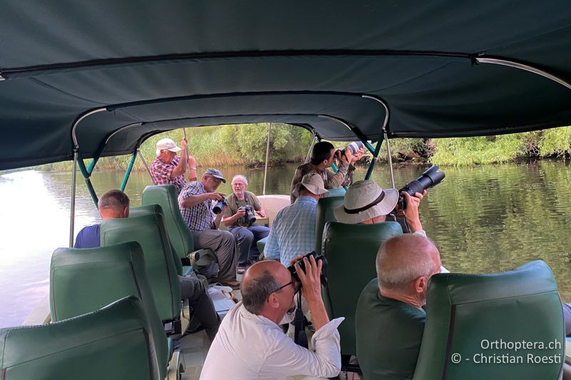 Beim Fotografieren im Boot