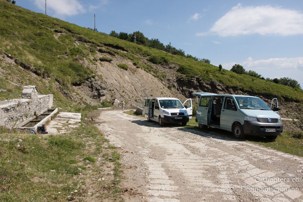 Man muss für Durchzug sorgen in den Treibhäusern auf Rädern - GR, Ostmakedonien, Mt. Pangeon, 06.07.2013